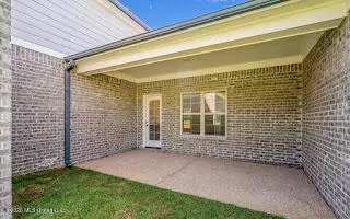 Exterior - 2263 Scott Mdws Ln, Hernando, MS 38632 photo 3 of 5