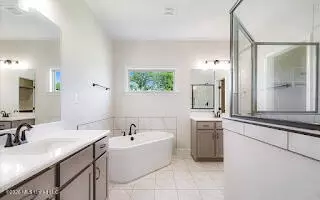 Bath - 2263 Scott Mdws Ln, Hernando, MS 38632 photo 1 of 4