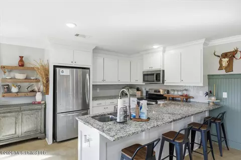 Kitchen - 307 Anse Reed Rd, Mendenhall, MS 39114 photo 1 of 3