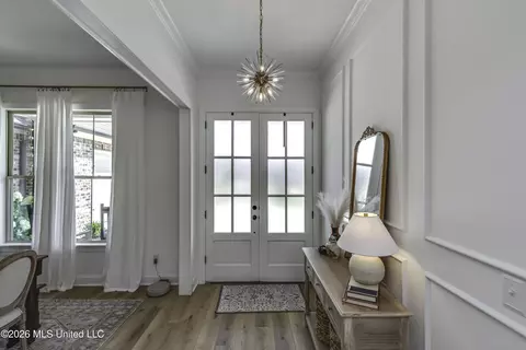 Entry Way - 1007 Paddle Ln, Brandon, MS 39047 photo 1 of 2