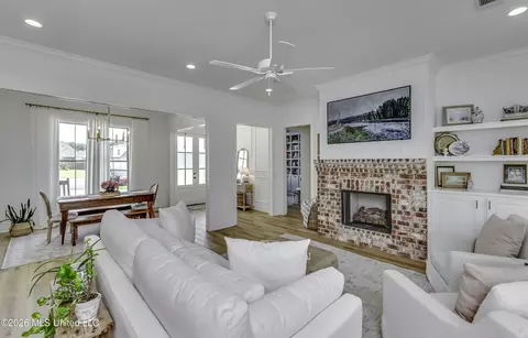 Living - 1007 Paddle Ln, Brandon, MS 39047 photo 1 of 3