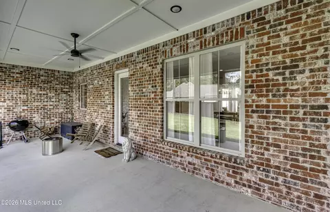 Exterior - 1007 Paddle Ln, Brandon, MS 39047 photo 10 of 12