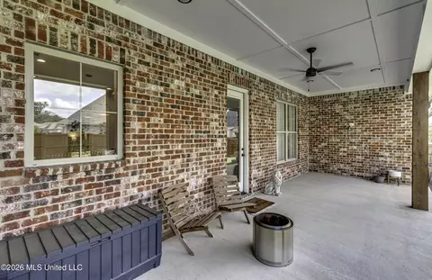 Exterior - 1007 Paddle Ln, Brandon, MS 39047 photo 12 of 12