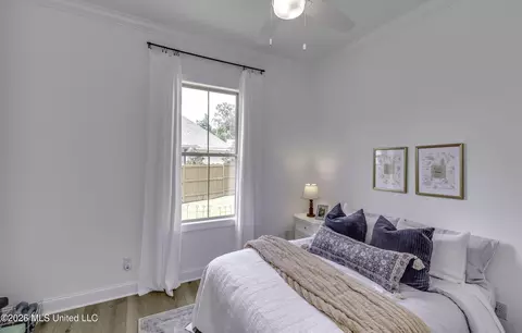 Bedroom - 1007 Paddle Ln, Brandon, MS 39047 photo 4 of 12
