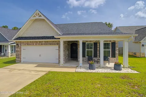 10604 Wren Grv, Gulfport, MS 39503