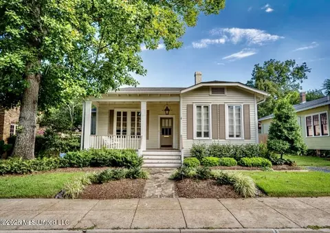 309 N Union St, Natchez, MS 39120
