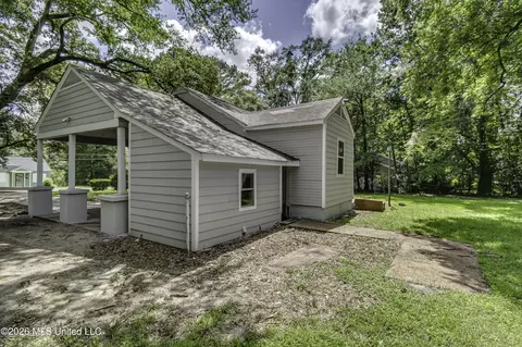Exterior - 314 Hanging Moss Cir, Jackson, MS 39206 photo 2 of 4