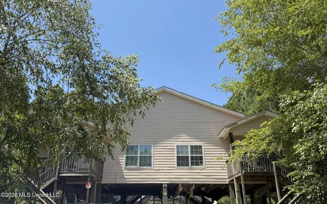 6118 W Oktibbeha St, Bay Saint Louis, MS 39520