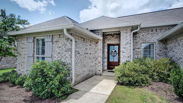 1404 Victoria Ln, Brandon, MS 39042