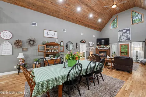 445 Live Oak Dr, Lucedale, MS 39452 photo 10