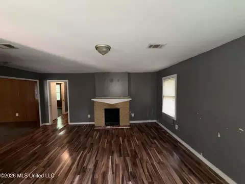 Living - 3511 Hines St, Jackson, MS 39212 photo 2 of 8