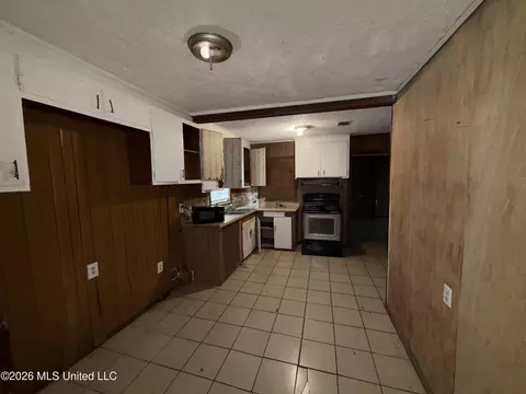 Kitchen - 3511 Hines St, Jackson, MS 39212 photo 1 of 1