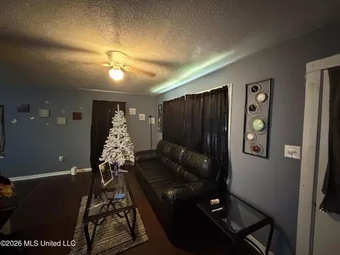Living - 3544 Hines St, Jackson, MS 39212 photo 1 of 1