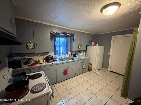 Kitchen - 3544 Hines St, Jackson, MS 39212 photo 1 of 1