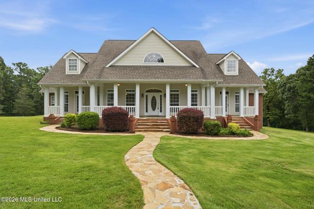 60 Grand Blvd, Hattiesburg, MS 39402