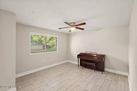 265 Glenside Dr, Jackson, MS 39211 photo 7