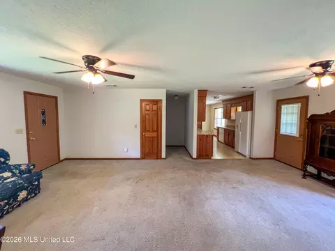 Living - 1309 Mcinnis Vernal Rd, Lucedale, MS 39452 photo 4 of 4