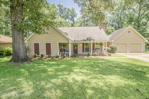 86 Sunline Dr, Brandon, MS 39042