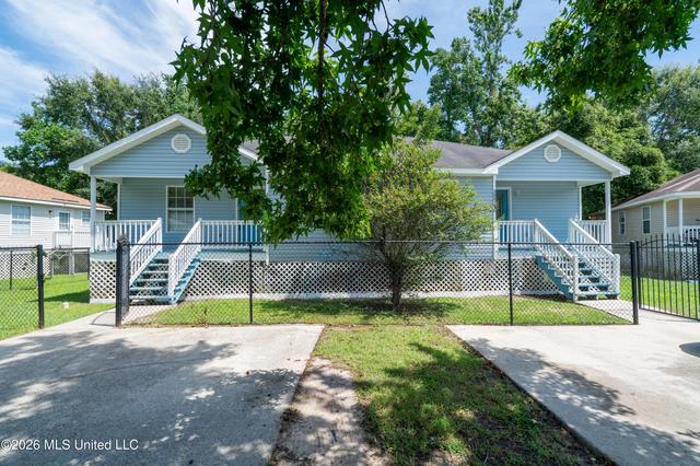 20029 Sunshine Dr, Long Beach, MS 39560