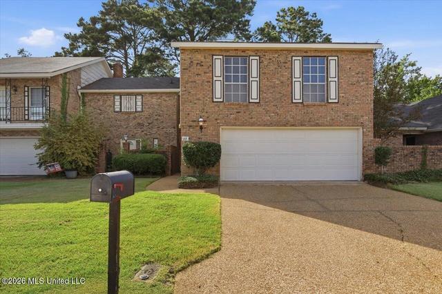 48 Roundtree Cir, Brandon, MS 39042