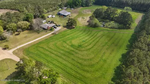 6594 Miller Rd, Smithdale, MS 39664 photo 11
