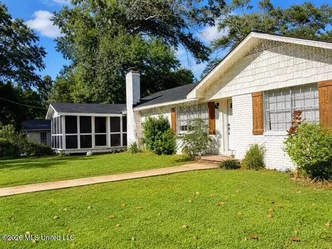401 NE 3rd Ave, Magee, MS 39111 photo 8