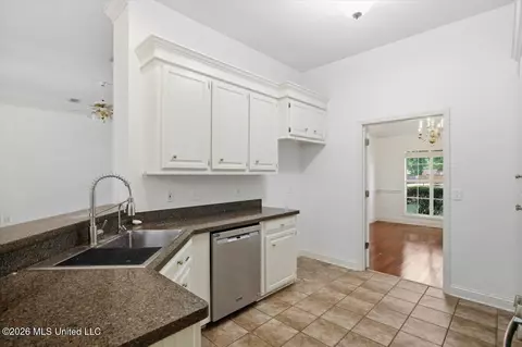 Entry Way - 212 Cambridge Dr, Madison, MS 39110 photo 1 of 1