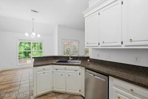 Other - 212 Cambridge Dr, Madison, MS 39110 photo 4 of 15