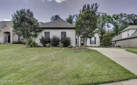 Exterior - 612 Macbeth St, Brandon, MS 39047 photo 8 of 12