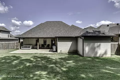 Exterior - 612 Macbeth St, Brandon, MS 39047 photo 4 of 12