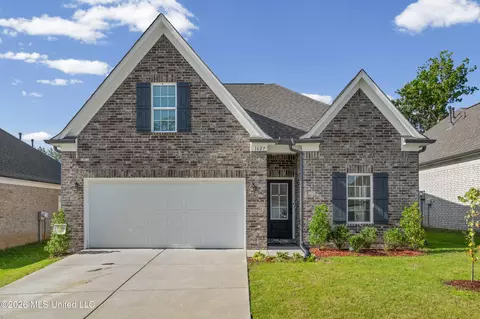 1627 Thomas St, Horn Lake, MS 38637