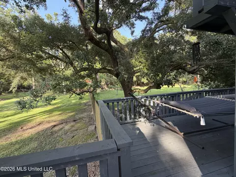 Exterior - 9141 Heather Ln, Moss Point, MS 39562 photo 14 of 21