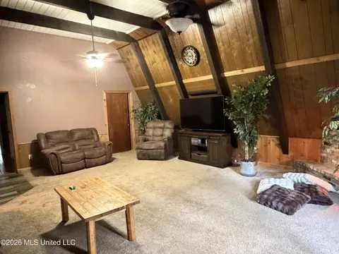 Other - 9141 Heather Ln, Moss Point, MS 39562 photo 4 of 16