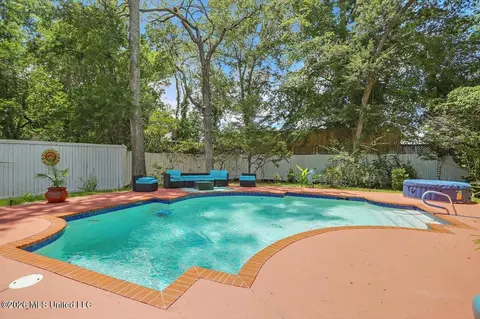 Exterior - 47 Avery Cir, Jackson, MS 39211 photo 12 of 18