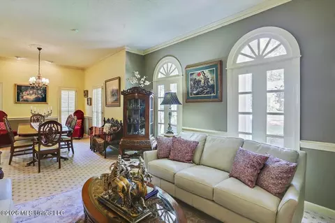 Living - 47 Avery Cir, Jackson, MS 39211 photo 8 of 8