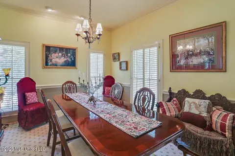 Dining - 47 Avery Cir, Jackson, MS 39211 photo 1 of 4