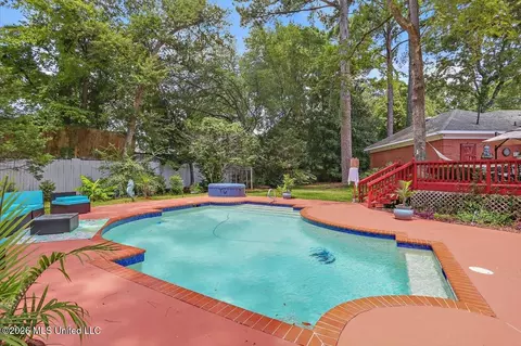 Exterior - 47 Avery Cir, Jackson, MS 39211 photo 15 of 18