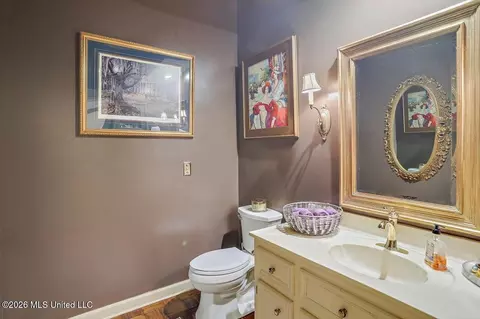 Bath - 47 Avery Cir, Jackson, MS 39211 photo 1 of 5