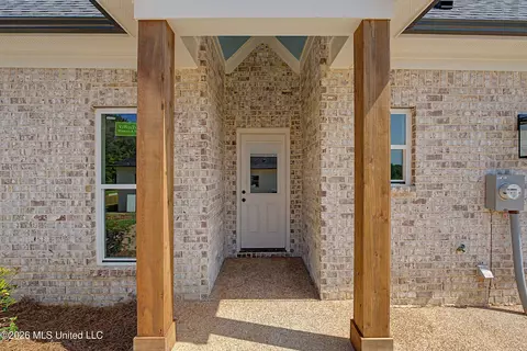 Exterior - 1683 Baisley Dr, Nesbit, MS 38651 photo 7 of 10