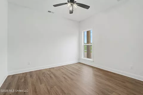 Bedroom - 1683 Baisley Dr, Nesbit, MS 38651 photo 3 of 3