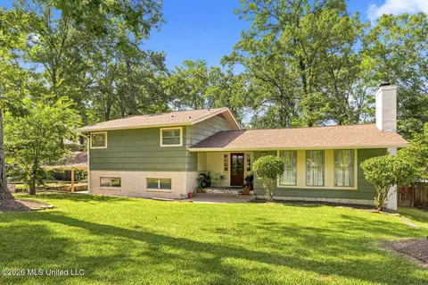 1806 Hillview Dr, Jackson, MS 39211 photo 2