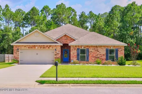 9044 River Birch Dr, Biloxi, MS 39532 photo 1
