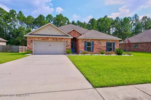 9044 River Birch Dr, Biloxi, MS 39532 photo 2
