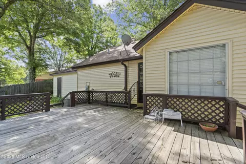 Exterior - 4830 S Big Horn Dr, Nesbit, MS 38651 photo 5 of 6