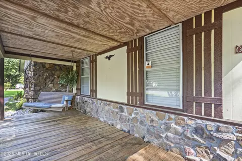 Exterior - 4830 S Big Horn Dr, Nesbit, MS 38651 photo 3 of 6