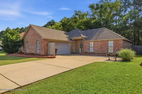 Exterior - 146 Cedar Spring Cir, Pearl, MS 39208 photo 2 of 6