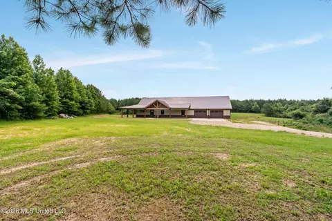 Exterior - 232 Knoxo Columbia Rd, Kokomo, MS 39643 photo 3 of 19