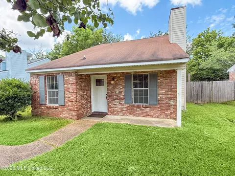 Exterior - 2007 Fox Hill Ln, Byram, MS 39272 photo 3 of 3
