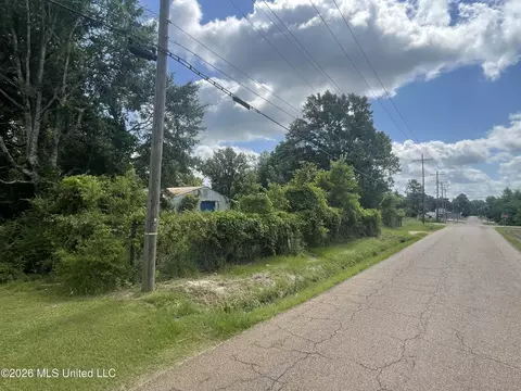 206 Enterprise St, Brookhaven, MS 39601 photo 4
