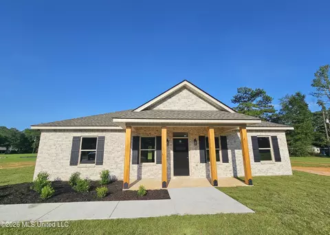 1692 Ceasar Rd, Carriere, MS 39426